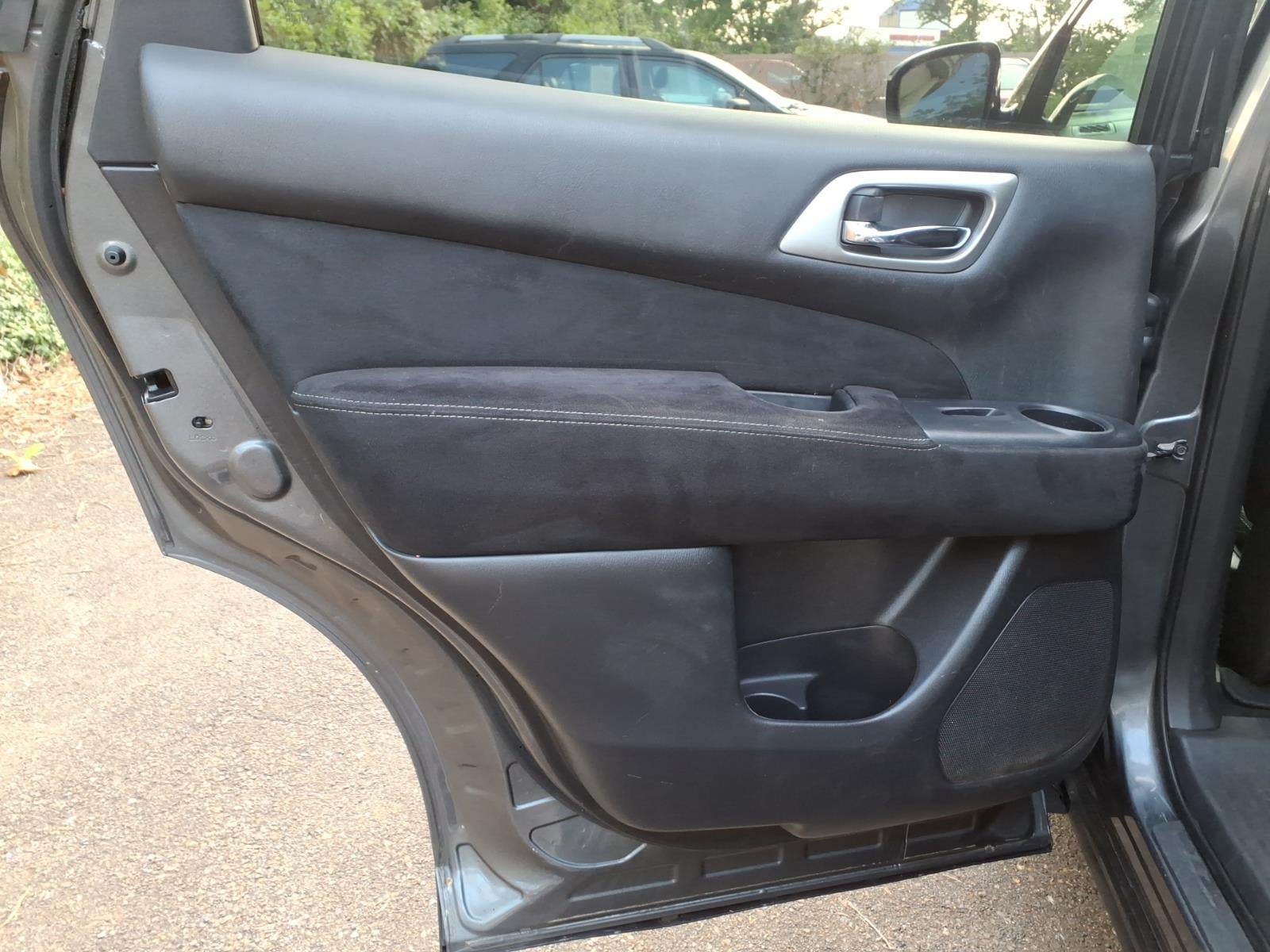 2015 Nissan Pathfinder S