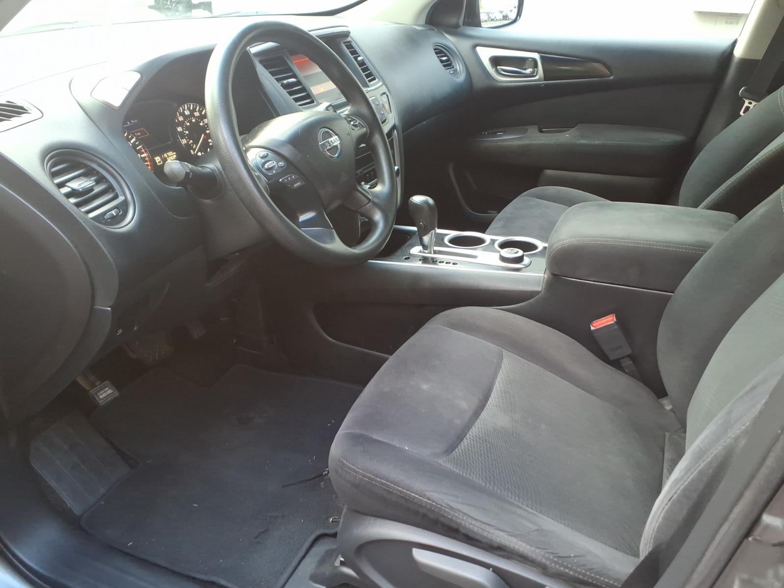 2015 Nissan Pathfinder S