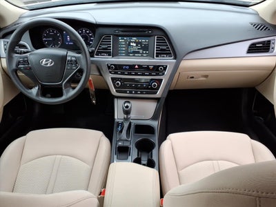 2016 Hyundai SONATA SE