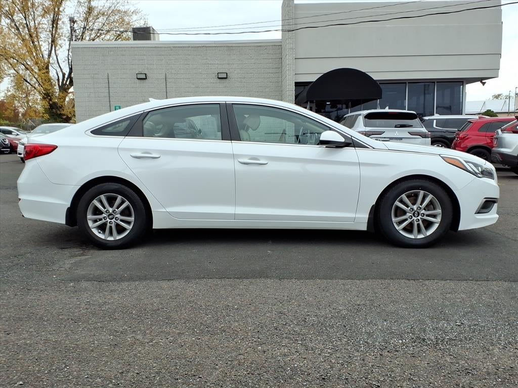 2016 Hyundai SONATA SE