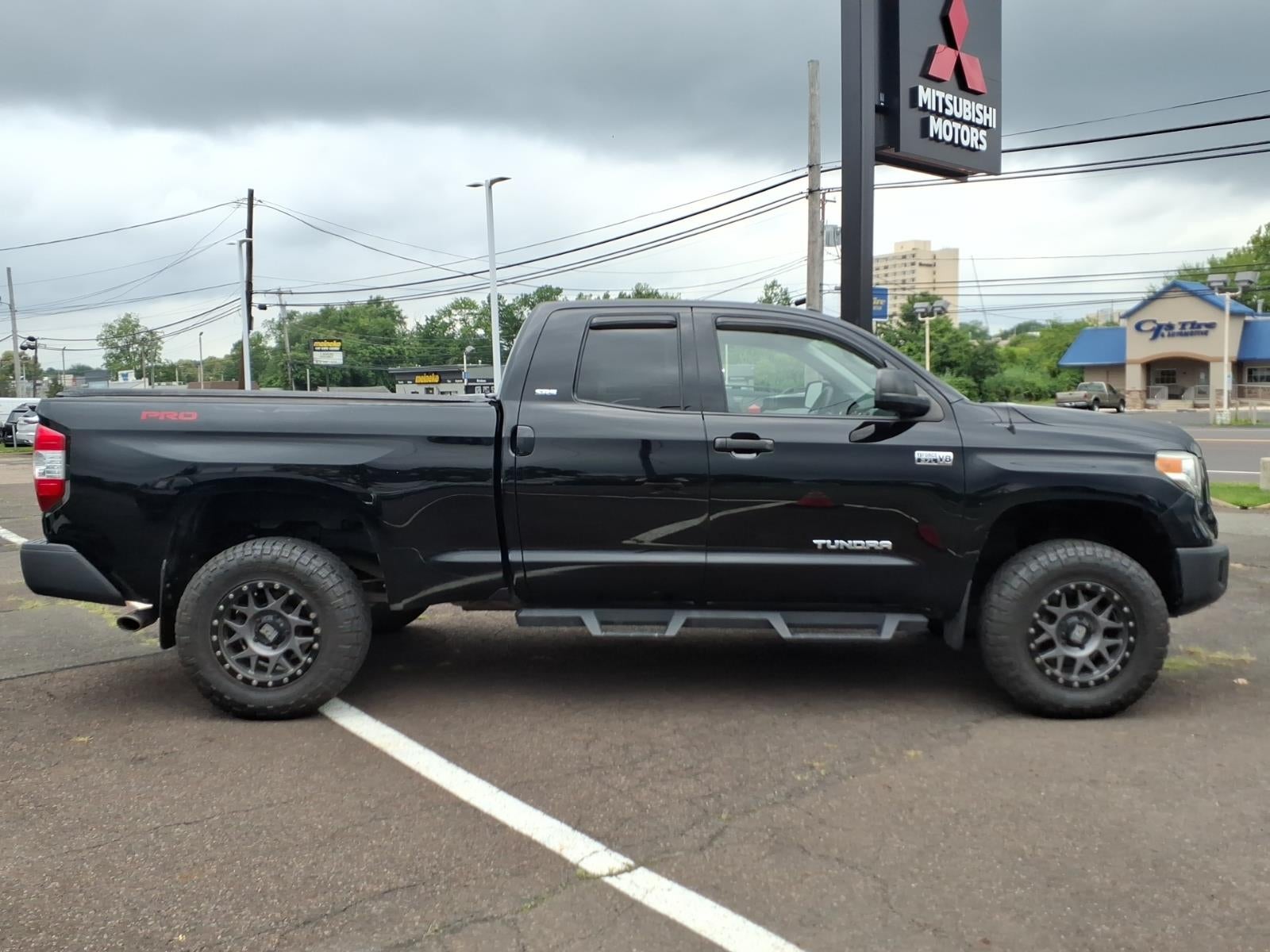 2015 Toyota Tundra SR5