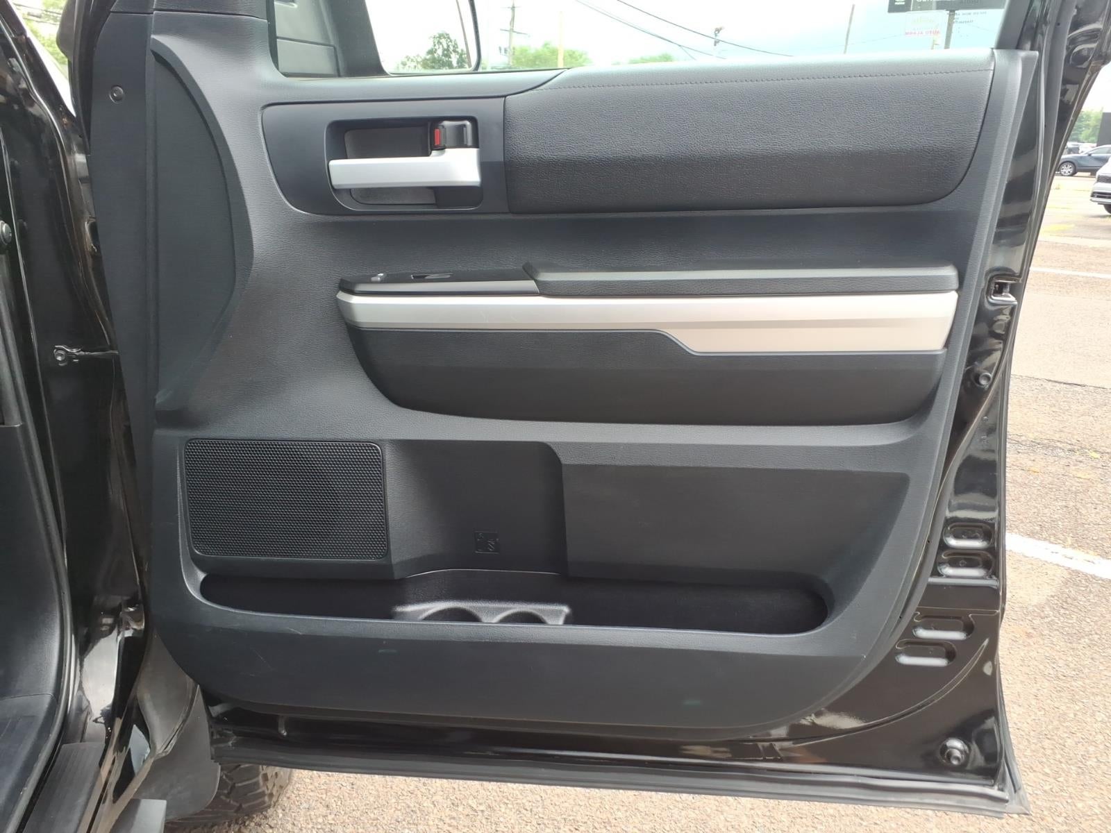 2015 Toyota Tundra SR5