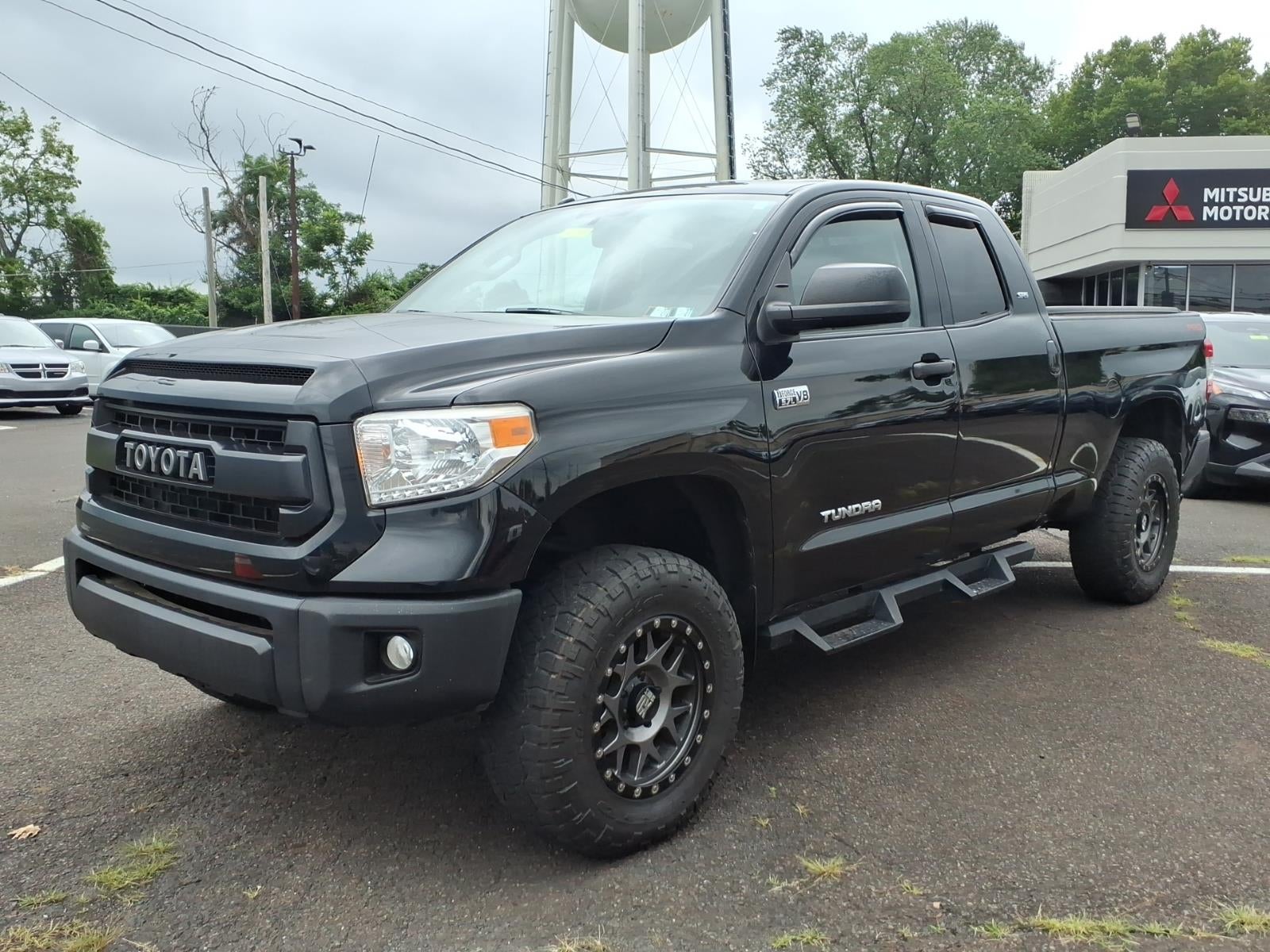 2015 Toyota Tundra SR5
