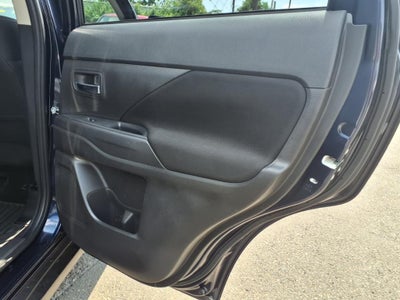 2020 Mitsubishi Outlander ES