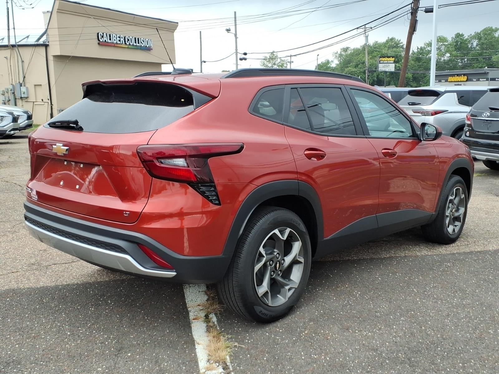 2024 Chevrolet Trax LT