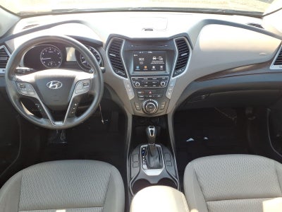2017 Hyundai SANTA FE SE