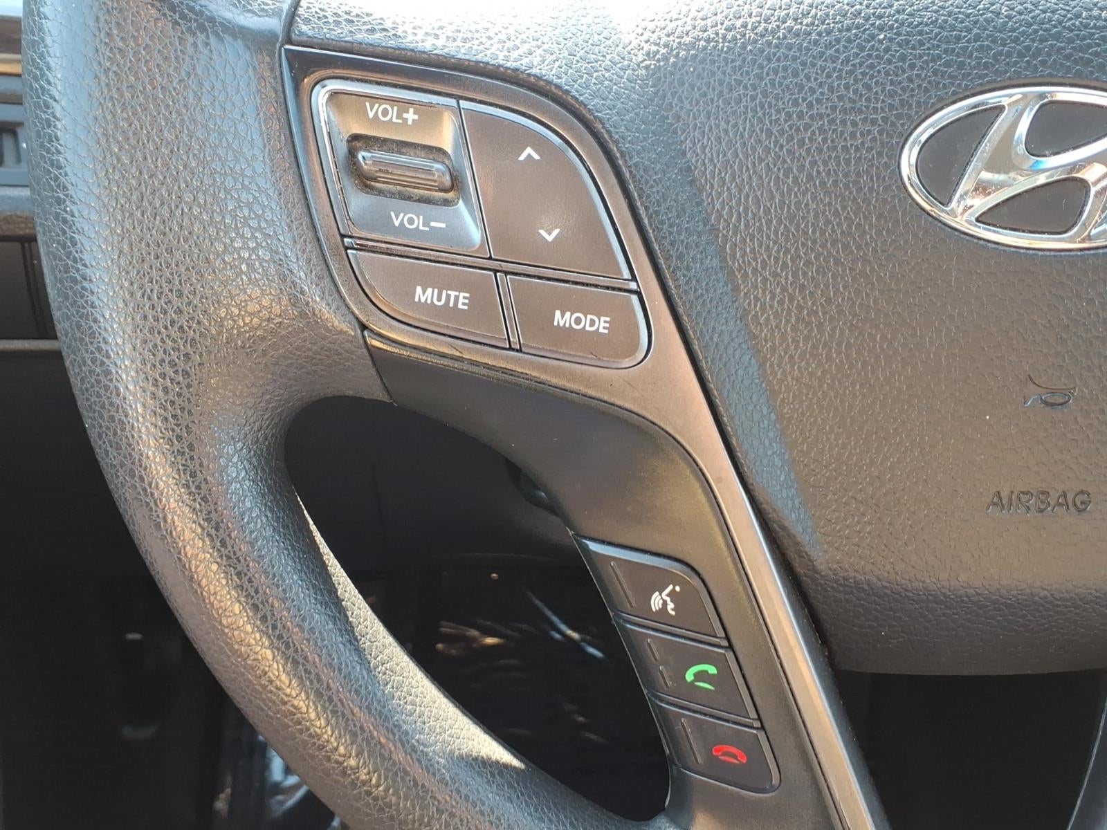 2017 Hyundai SANTA FE SE