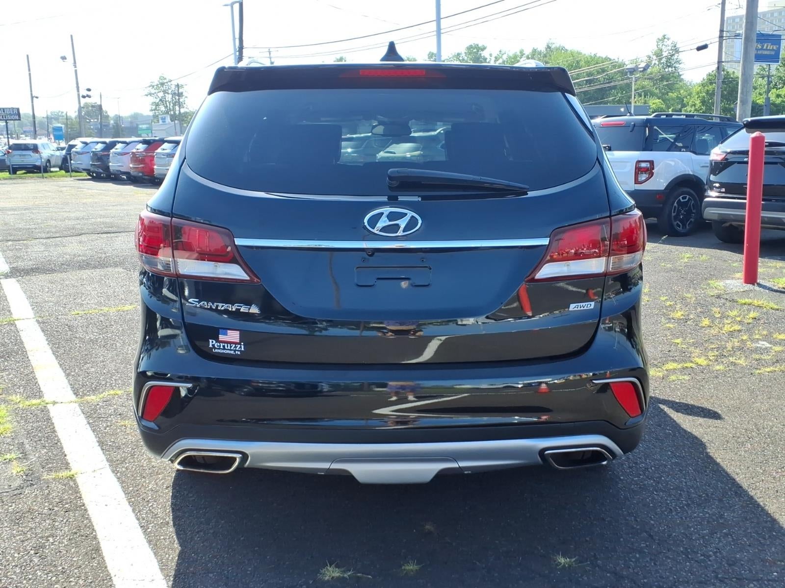2017 Hyundai SANTA FE SE