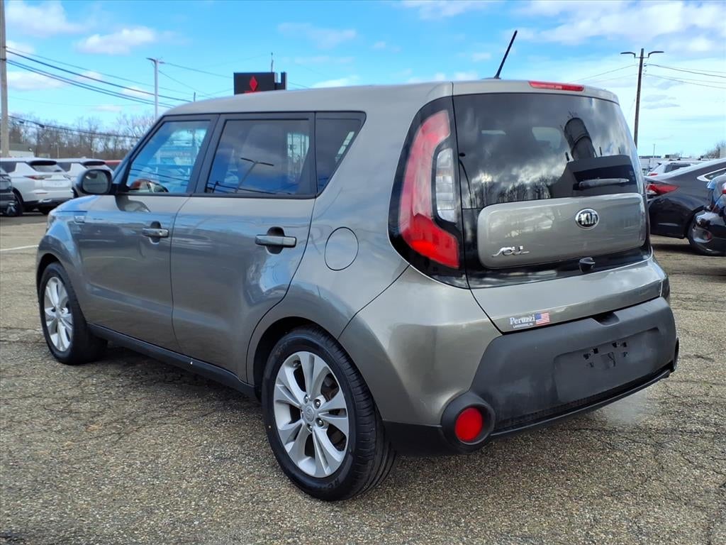 2015 Kia Soul +