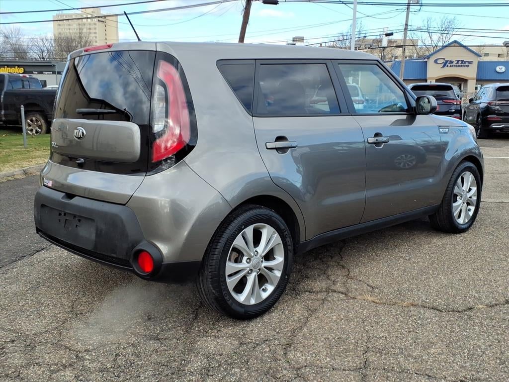 2015 Kia Soul +