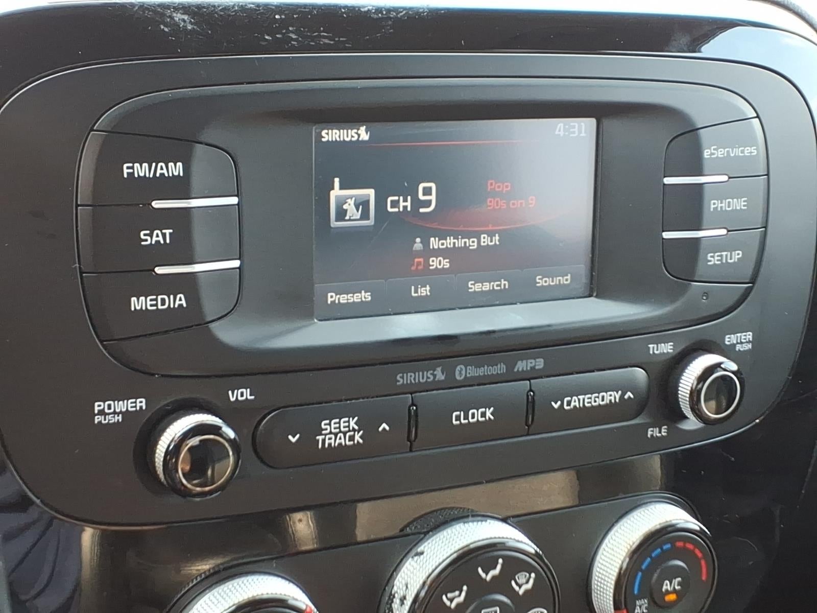 2016 Kia Soul !