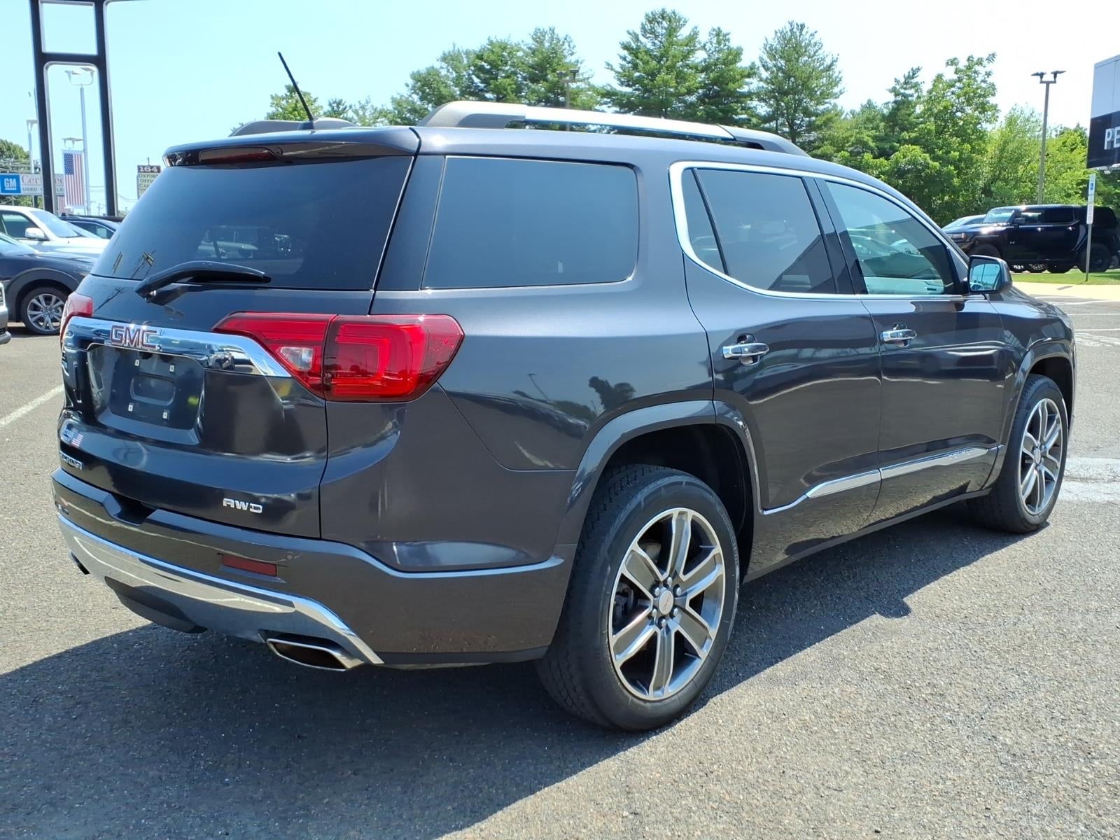 2017 GMC Acadia Denali