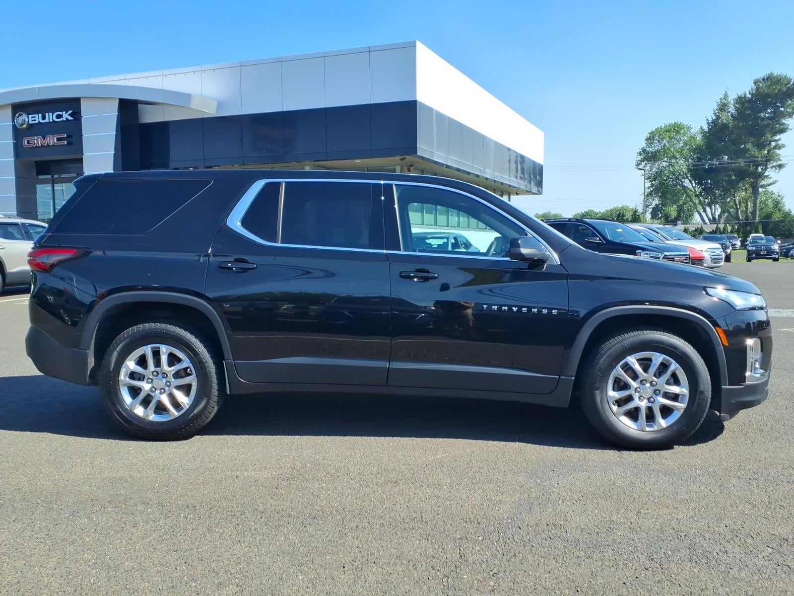 2023 Chevrolet Traverse LS