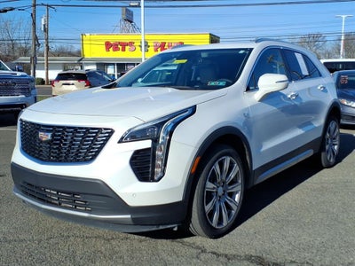 2022 Cadillac XT4 Premium Luxury