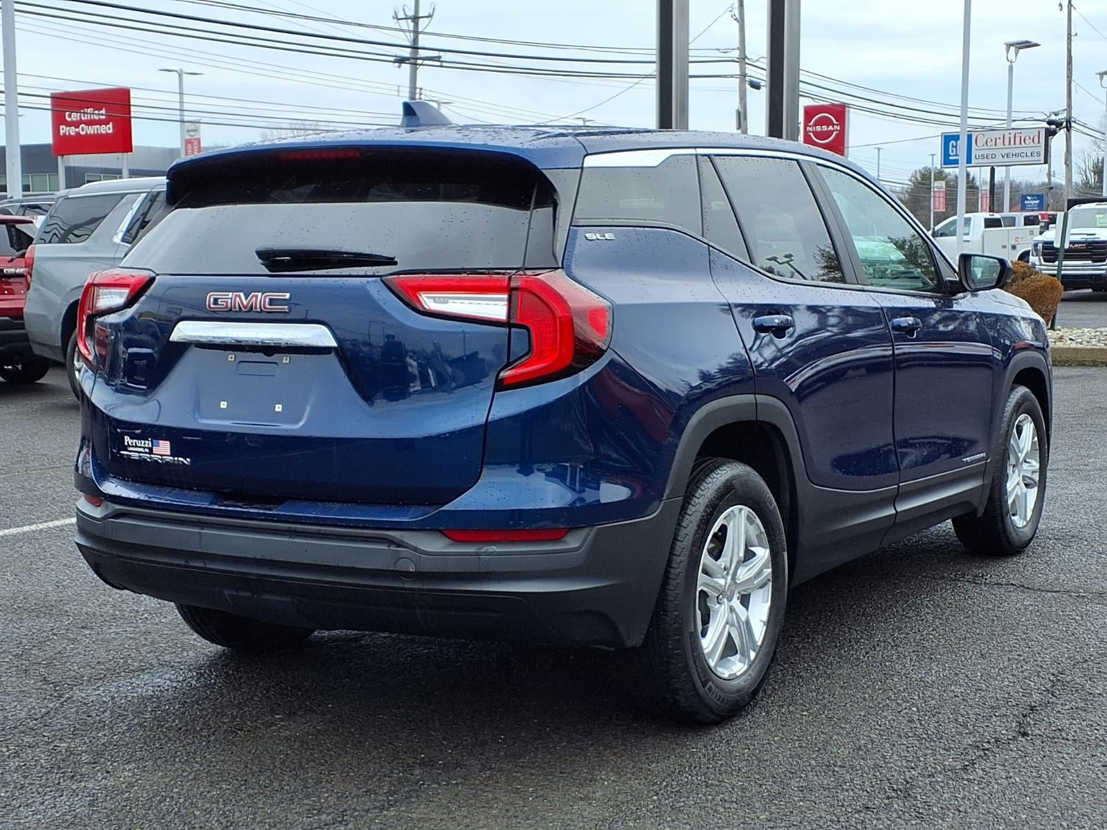 2023 GMC Terrain SLE