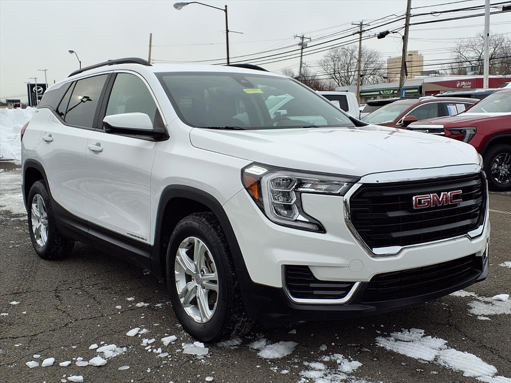 2022 GMC Terrain SLE