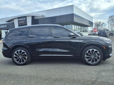 2024 Lincoln Nautilus Reserve