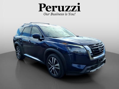 2023 Nissan Pathfinder Platinum 4WD