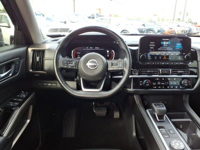 2023 Nissan Pathfinder Platinum 4WD