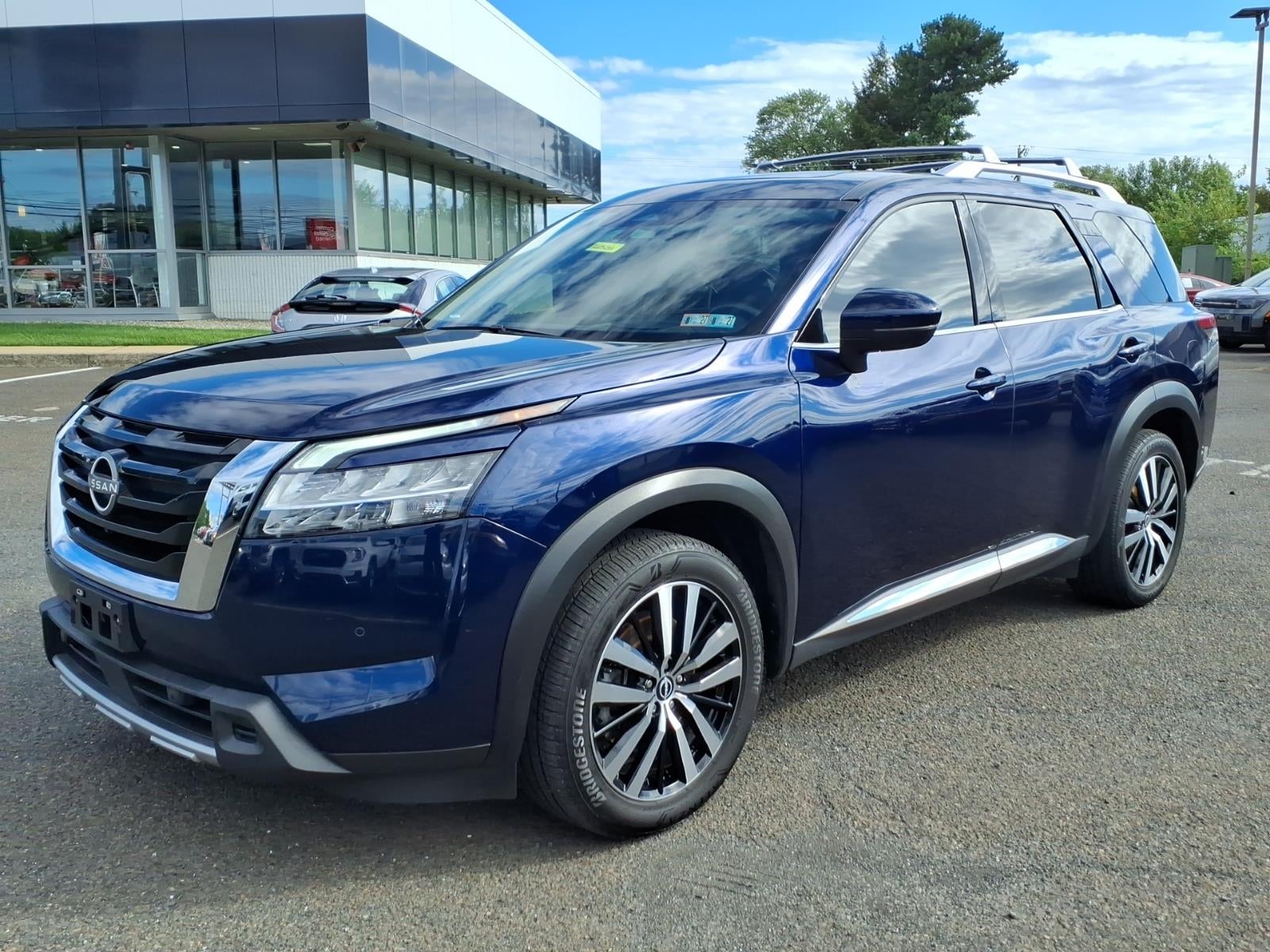2023 Nissan Pathfinder Platinum 4WD