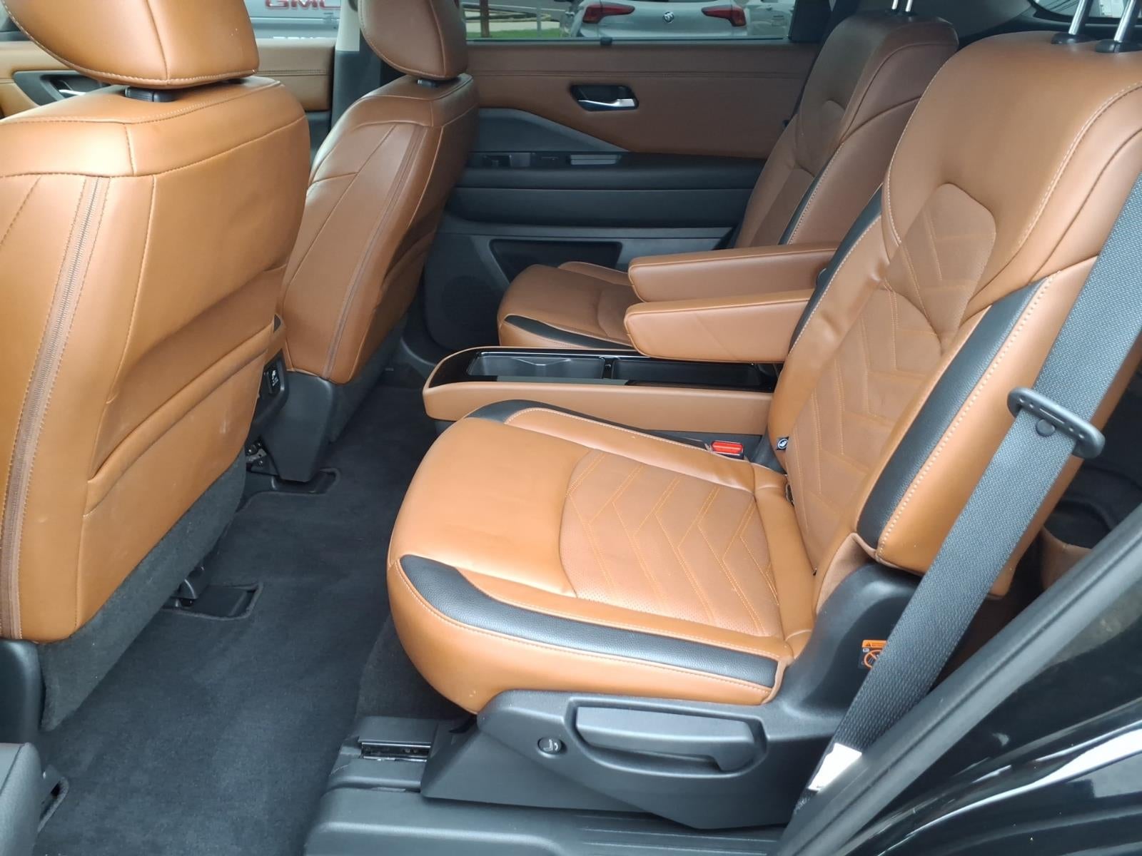 2023 Nissan Pathfinder Platinum 4WD