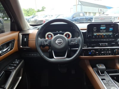 2023 Nissan Pathfinder Platinum 4WD