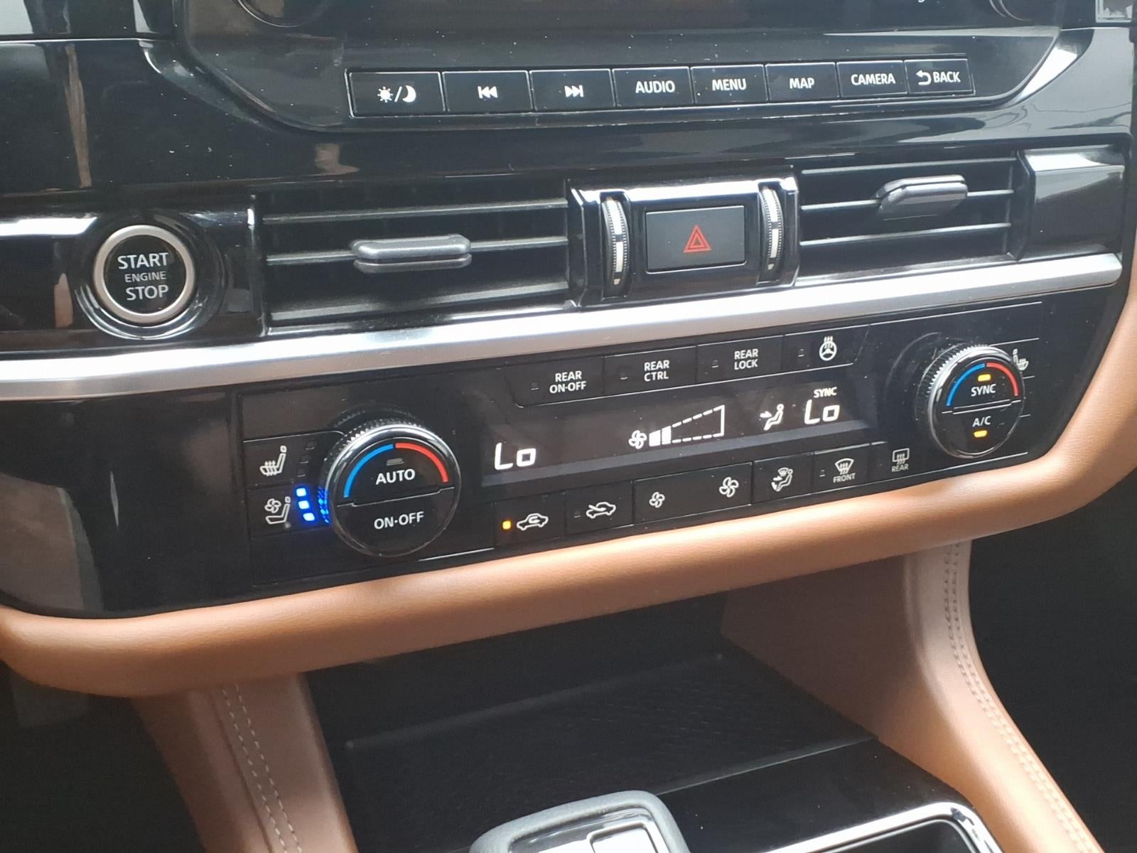 2023 Nissan Pathfinder Platinum 4WD