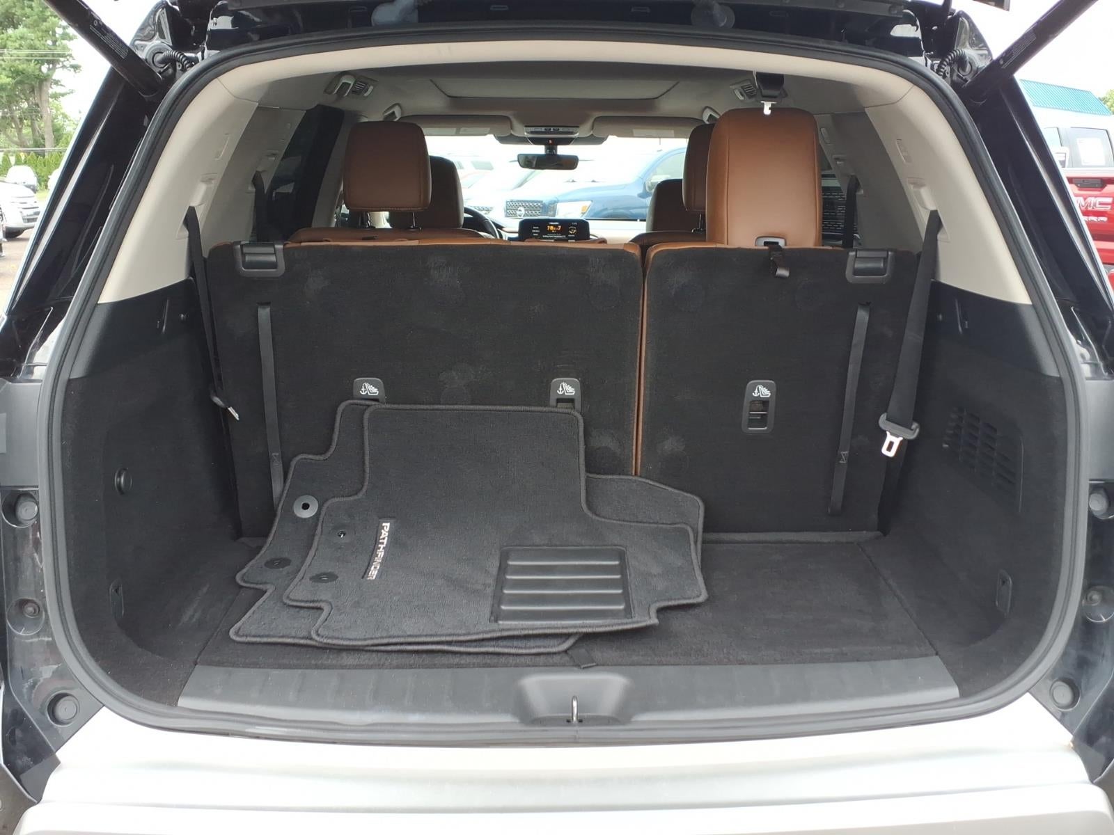 2023 Nissan Pathfinder Platinum 4WD